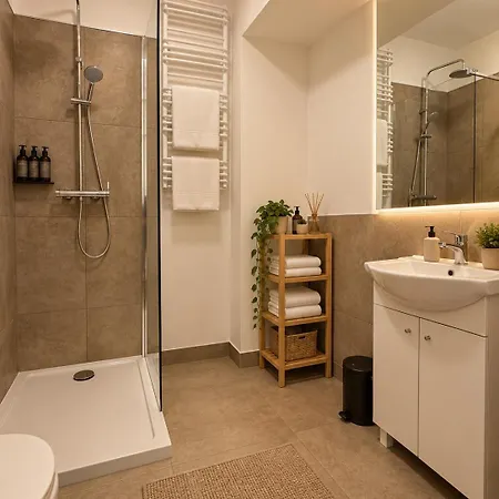 Апартаменти Wroapart - Staromiejski Bulwar By The River
