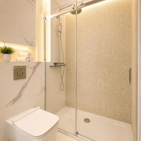 Апартаменти Wroapart - Staromiejski Bulwar By The River